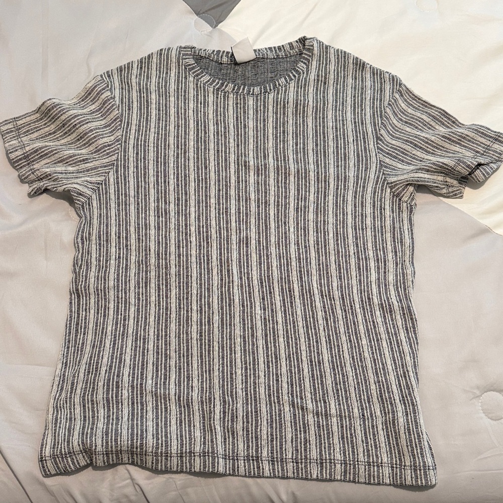 Zara Black and White Knit Top